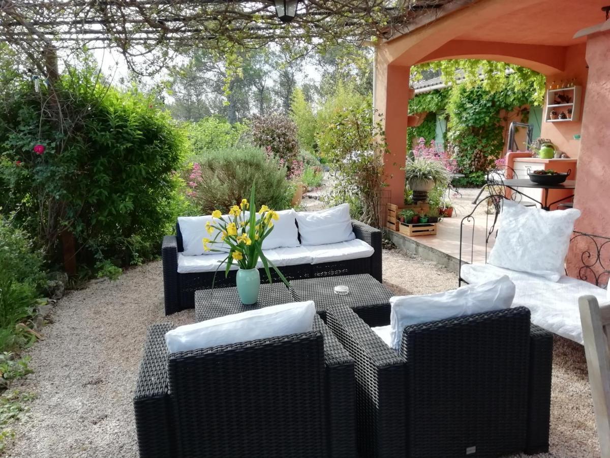 Chambre d'Hôte Le Mas des Romarins Les Arcs-sur-Argens Exterior foto