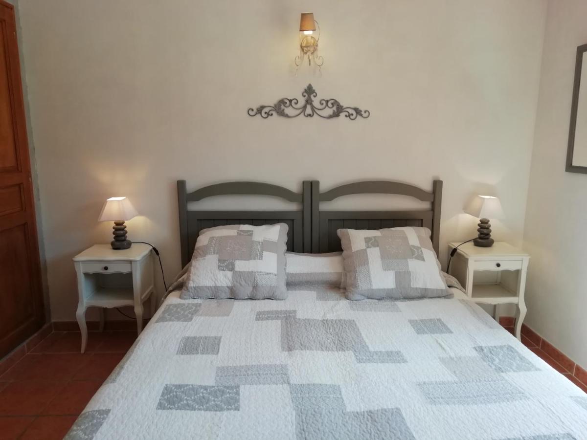 Chambre d'Hôte Le Mas des Romarins Les Arcs-sur-Argens Exterior foto